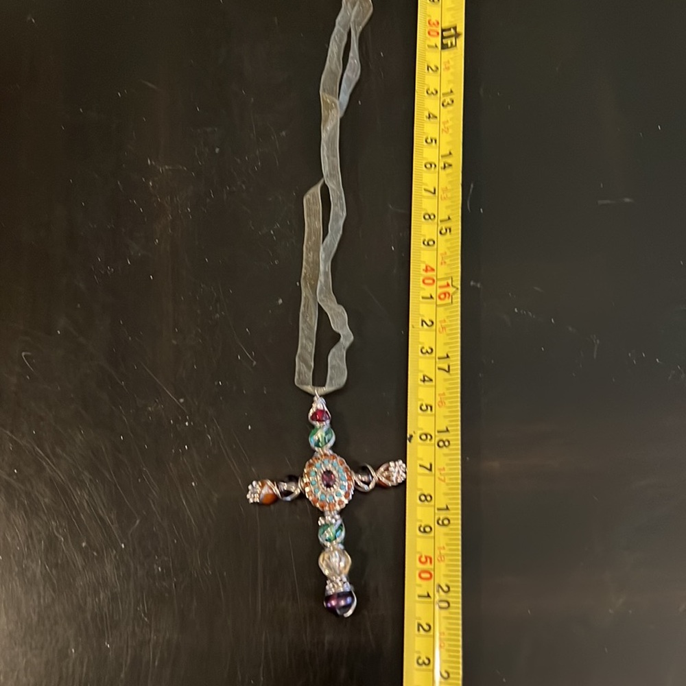 Fabulous multicolored stone and wire cross. - Picture 5 of 7